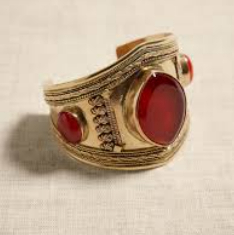 Banana Republic And Aurelius Argent NWT Gold Cuff Bracelet with Red Gem Stones